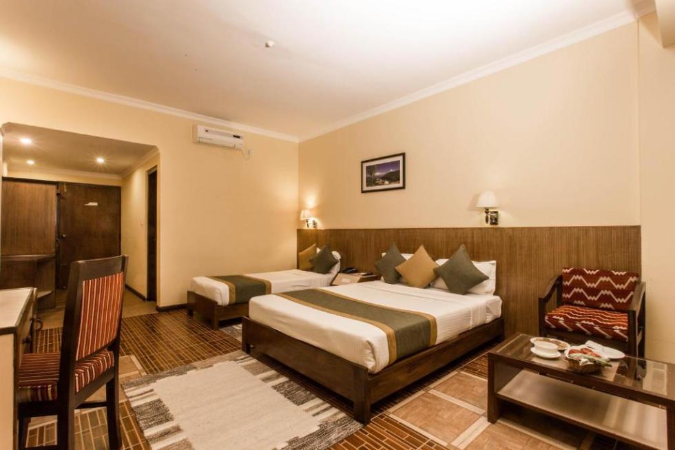 Deluxe Double or Twin Room